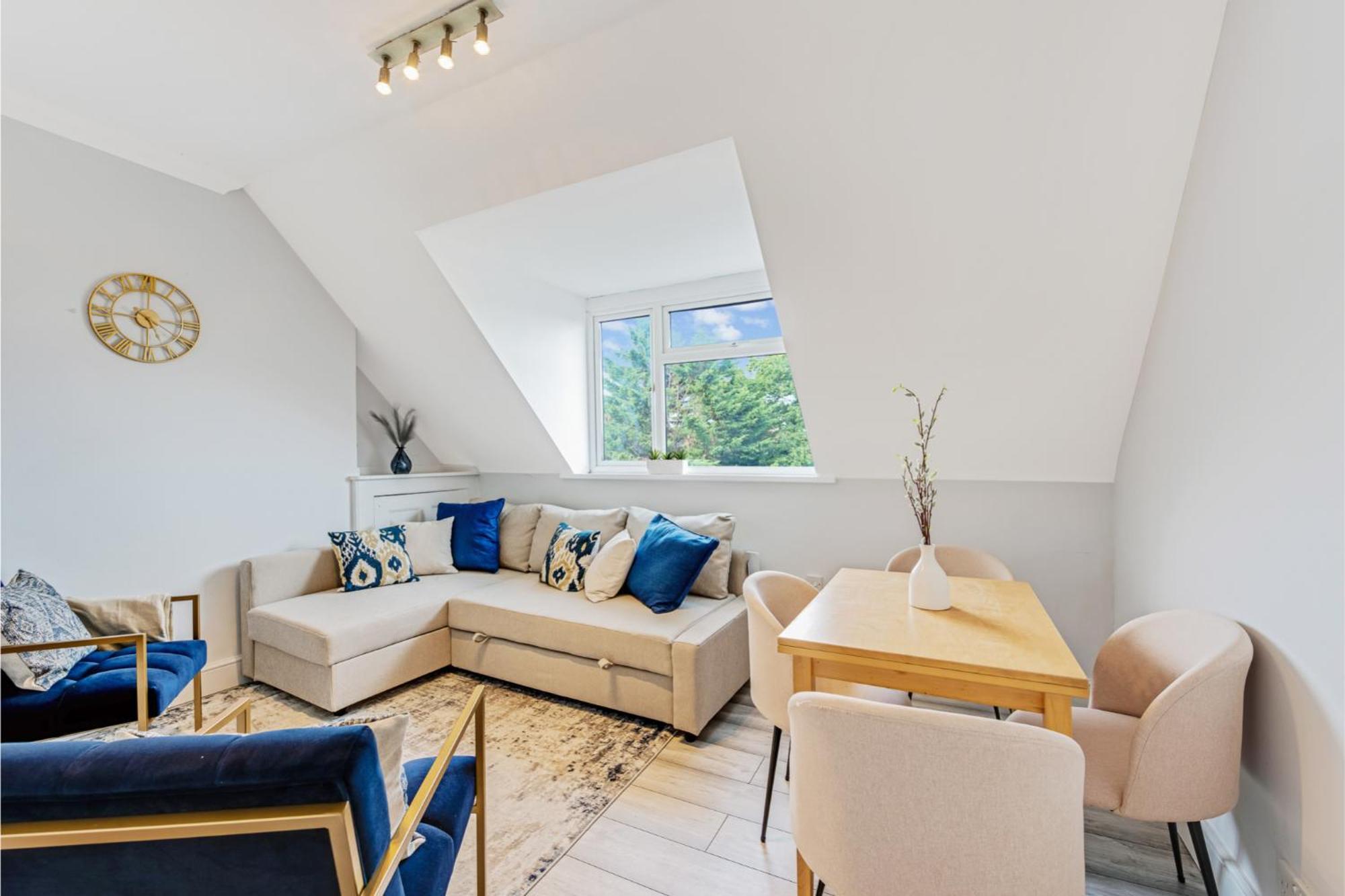 Sweet And Lovely 2Br With Free Parking Londra Esterno foto