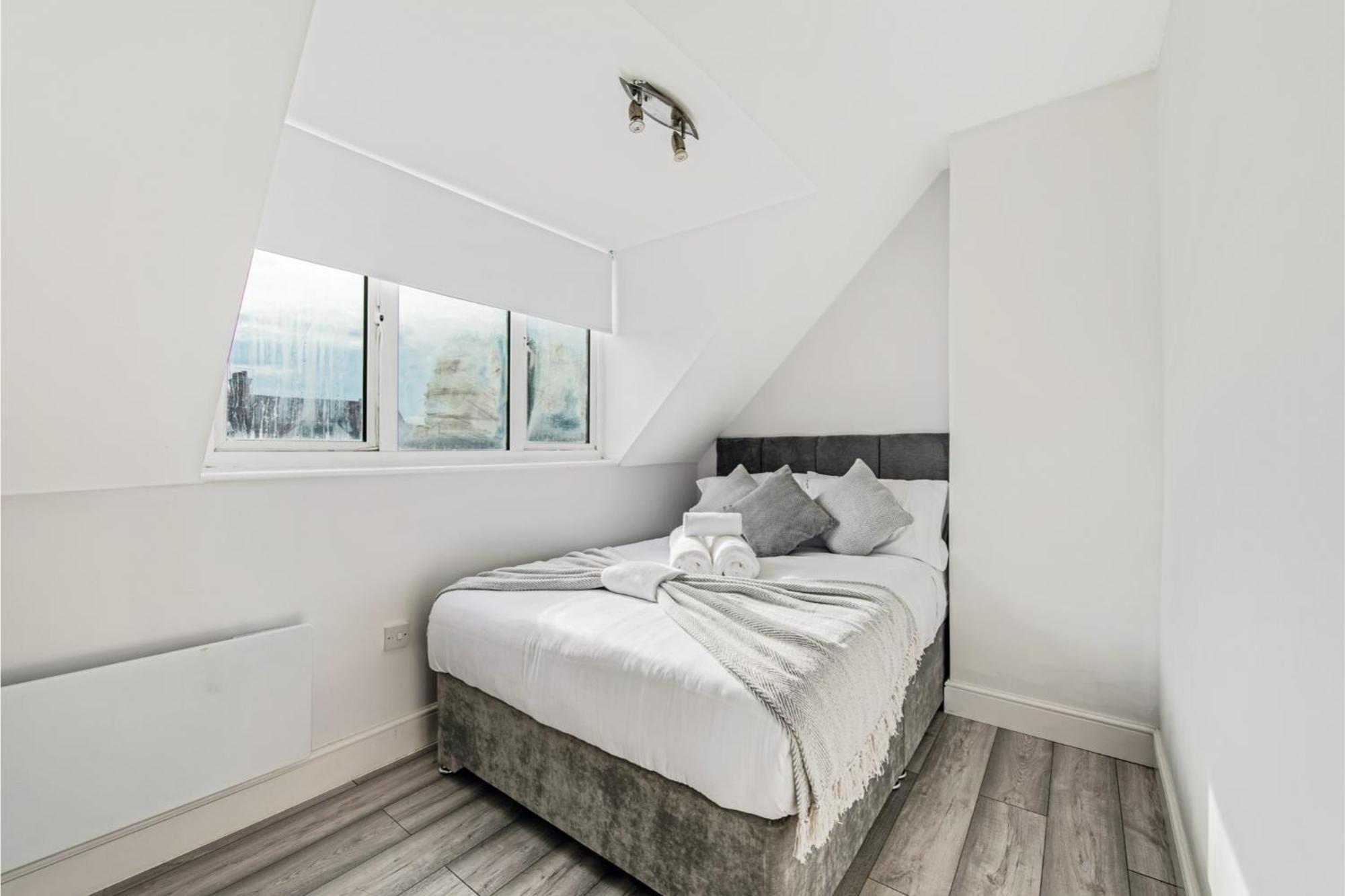 Sweet And Lovely 2Br With Free Parking Londra Esterno foto